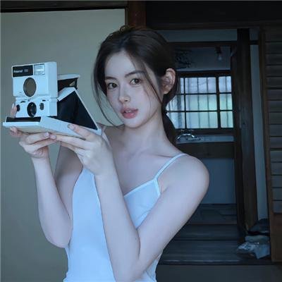 金发奇女
